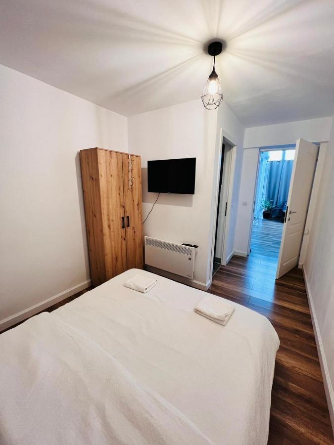 Master Adventure Guest House Ваду-Крішулуй Екстер'єр фото