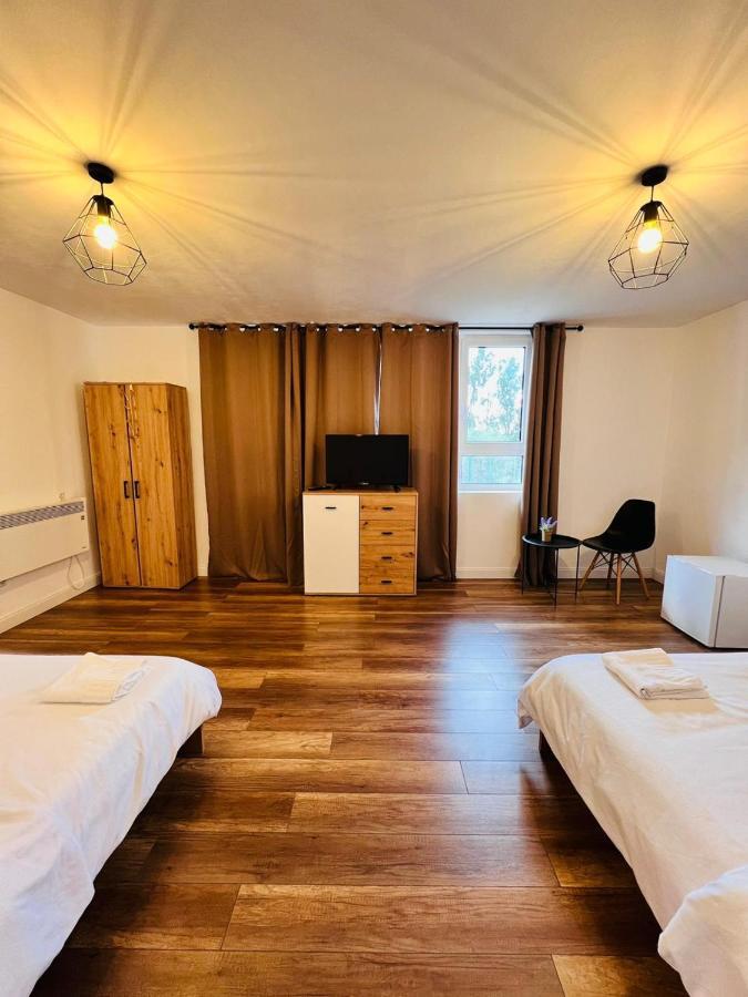 Master Adventure Guest House Ваду-Крішулуй Екстер'єр фото